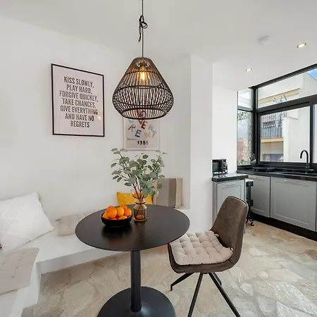 Acogedor Estudio By Casa Del Sol Hr Daire